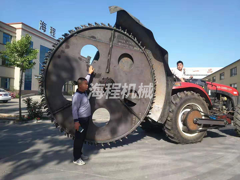 大型圆盘开沟机
